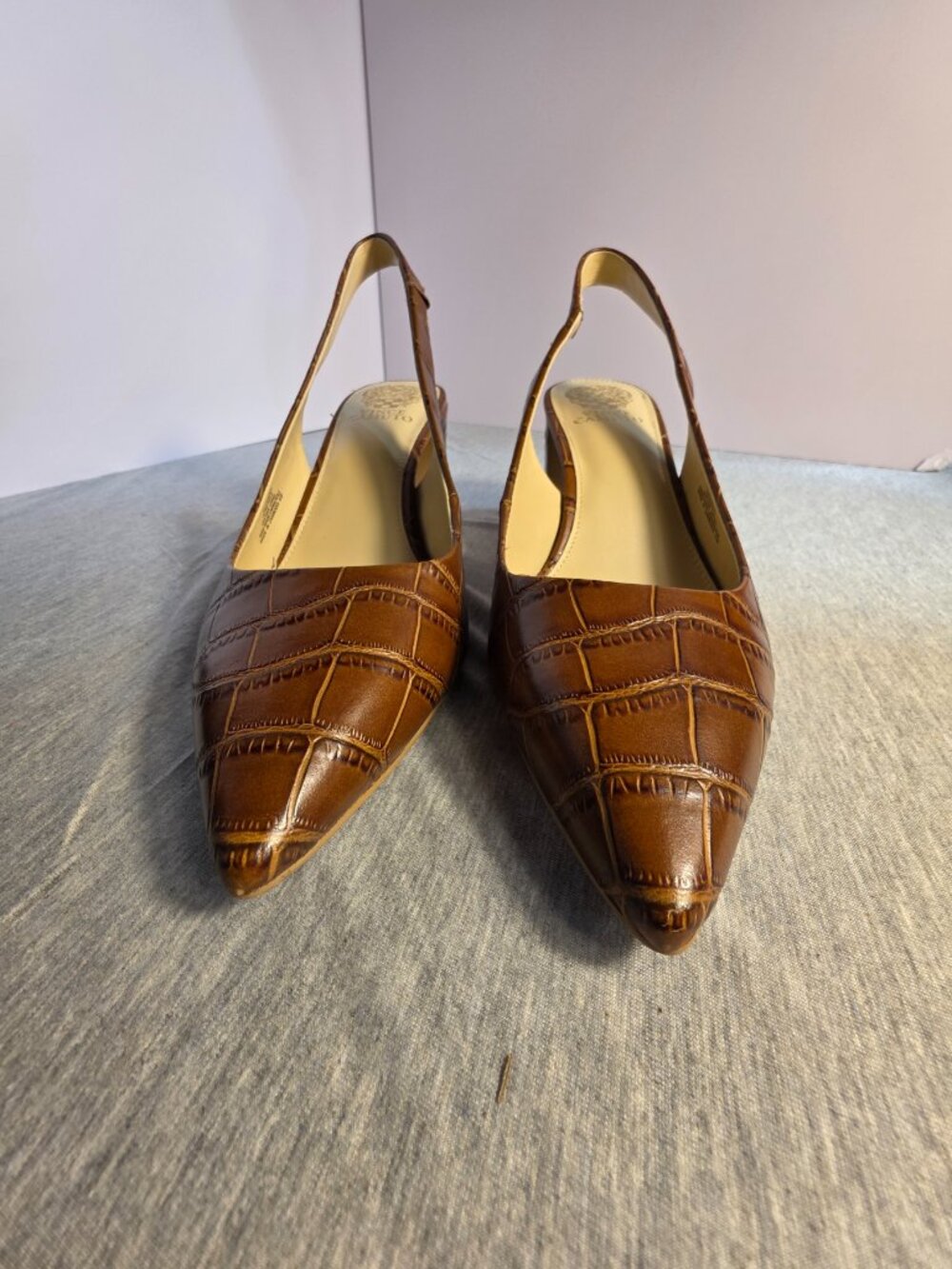 Vince Camuto Hamden Croc Block Heel Slingback Pump Barn Brown Women's 12M - Picture 4 of 9